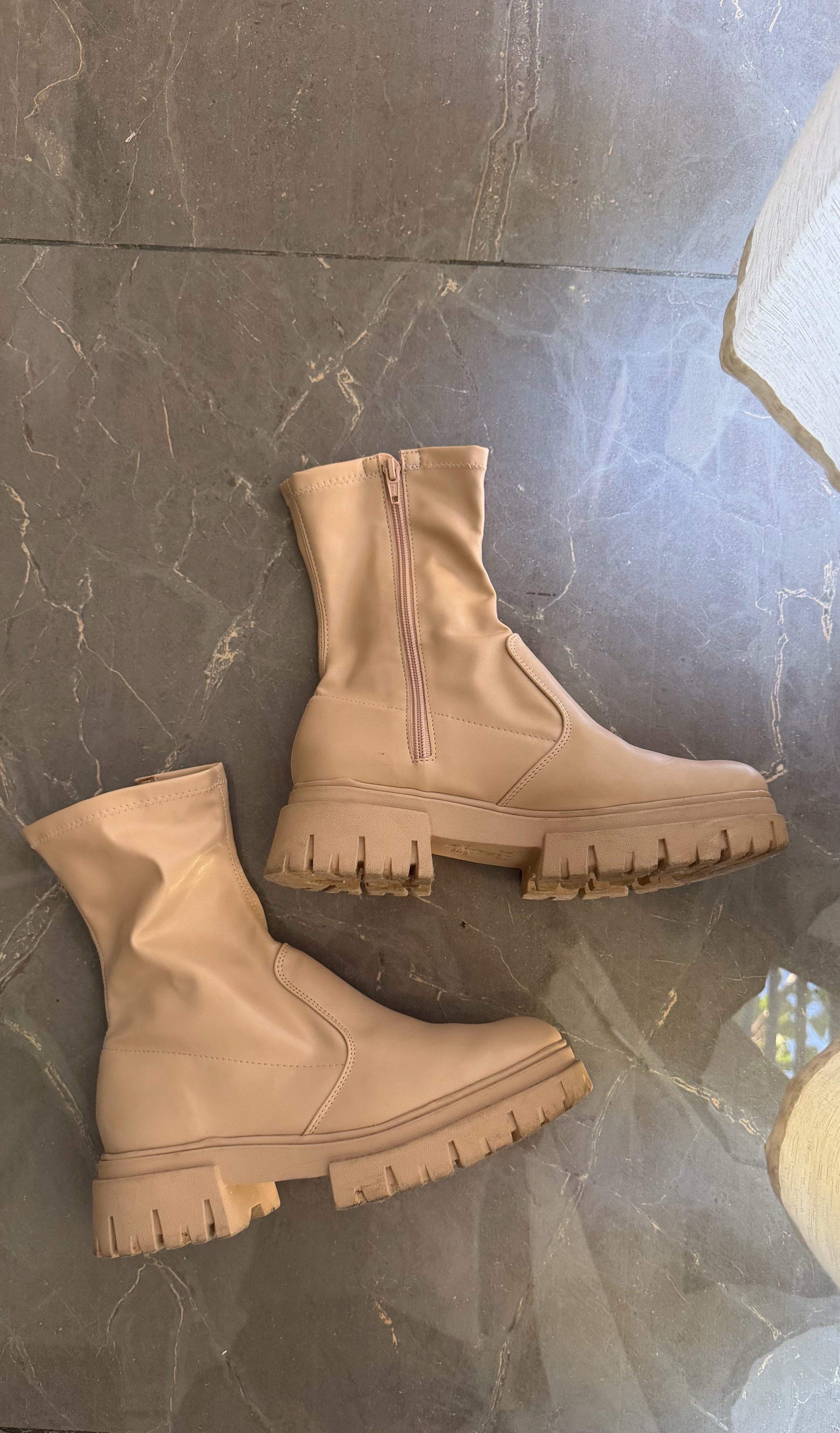 Botas
