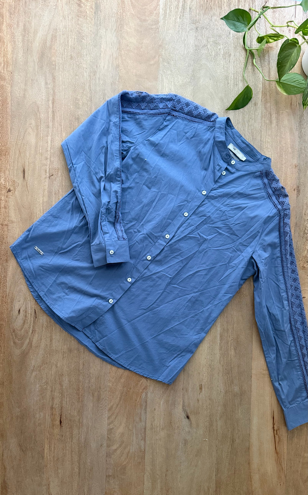 Camisa