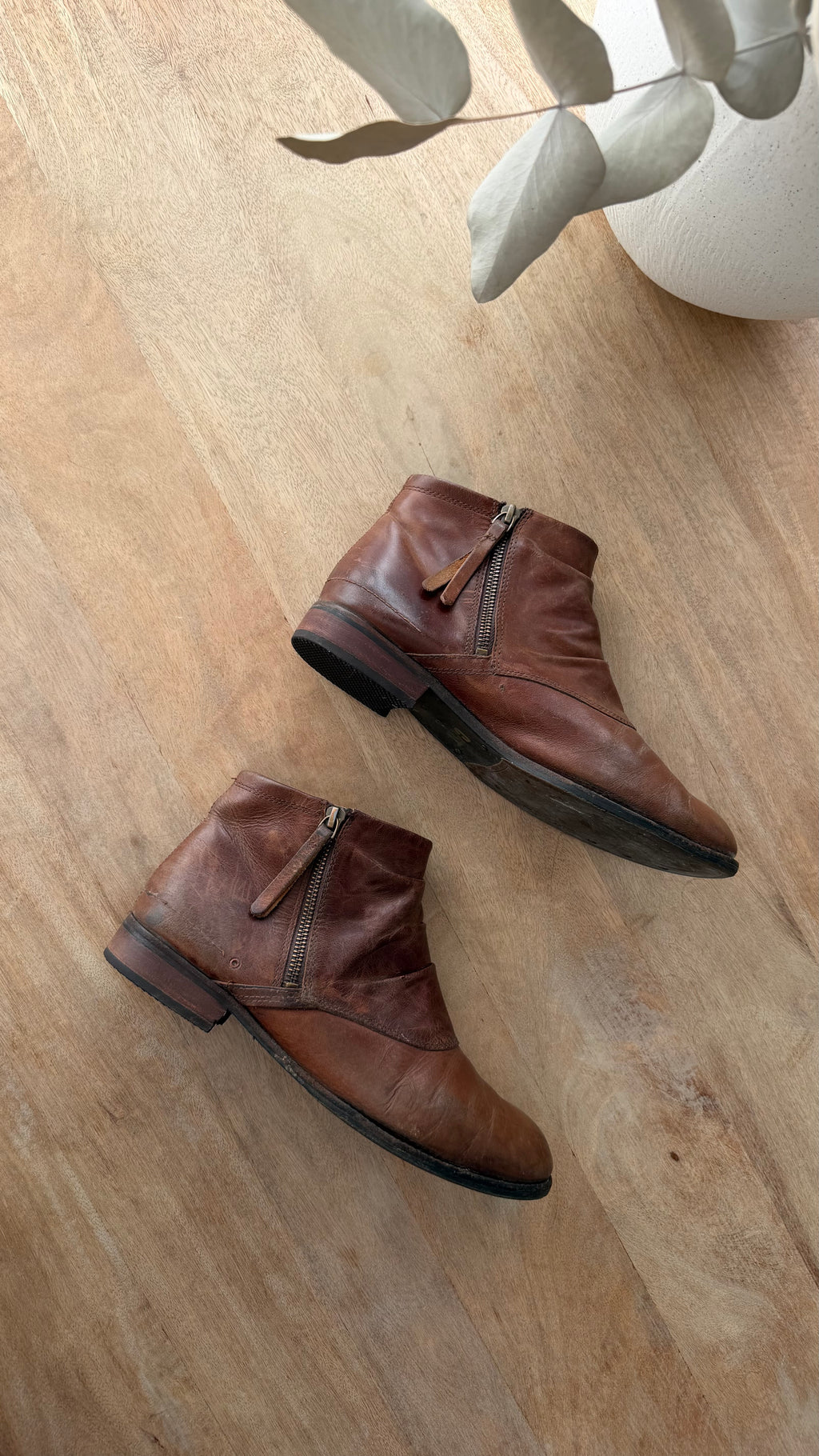 Botas