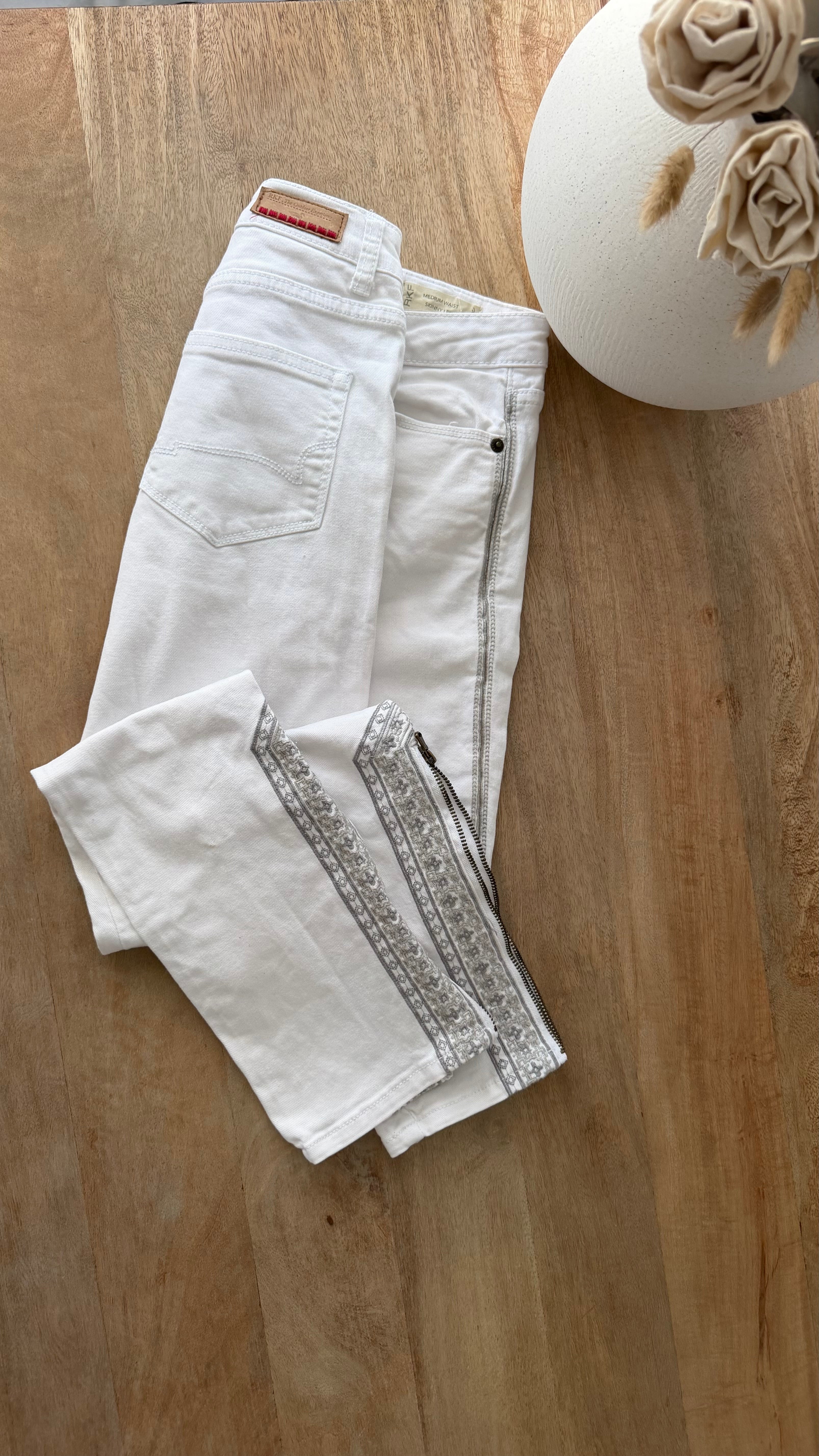 Jean