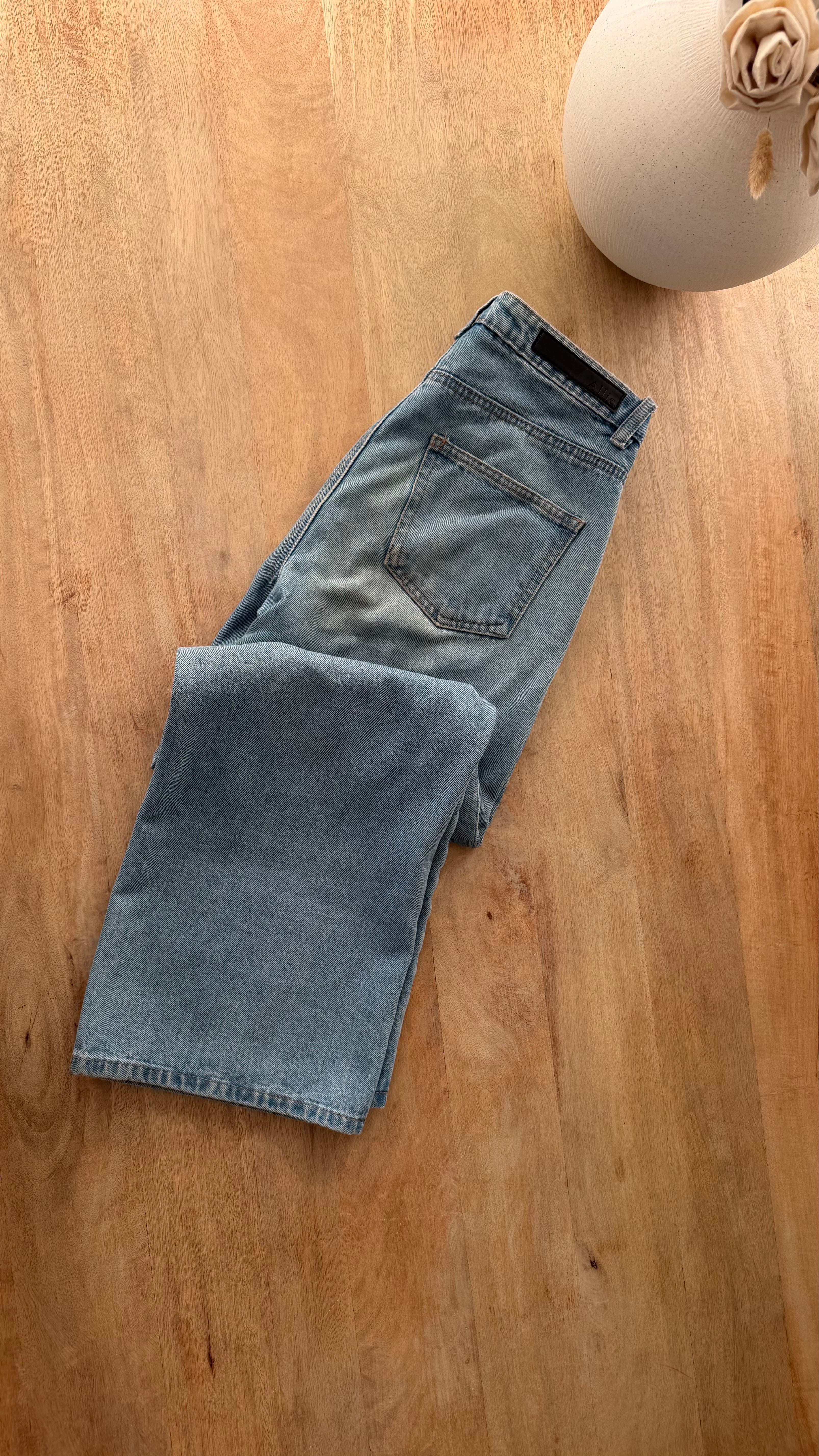 Jean